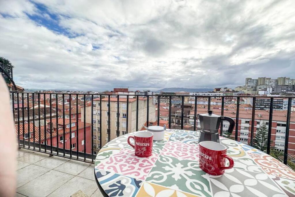 Appartamento Acogedor Loft Con Vistas A La Ciudad Santander Esterno foto